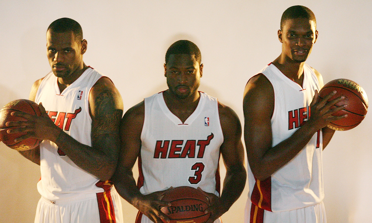 德甲替补戴帽，凯恩是继9分钟5球的莱万之后拜仁第二人（替补上演帽子戏法，凯恩成莱万“9分钟5球”后拜仁第二人）