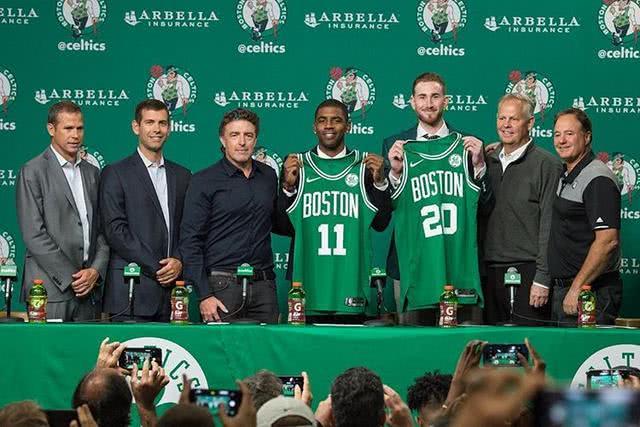 媒体人谈梅州、亚泰降级：中超拼到最后还是比烧钱和外援班底（媒体人评梅州、亚泰降级：中超终究比拼的是投入与外援配置）