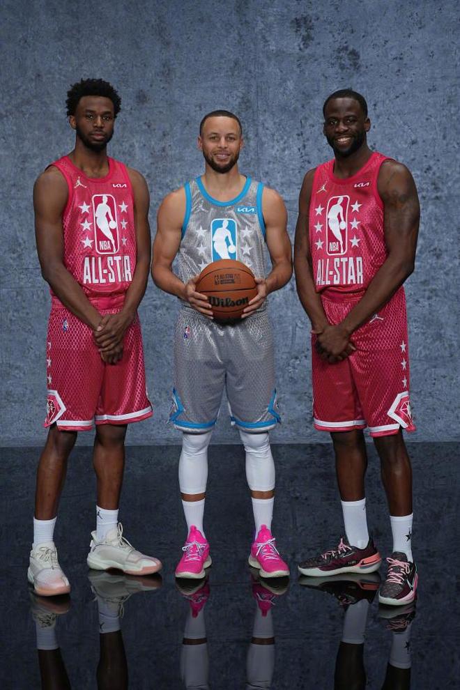 法比奥庆祝足协杯夺冠：将永远存在的时刻，一切荣耀归于上帝（法比奥庆祝足协杯封王：此刻永恒，荣耀归于上帝）