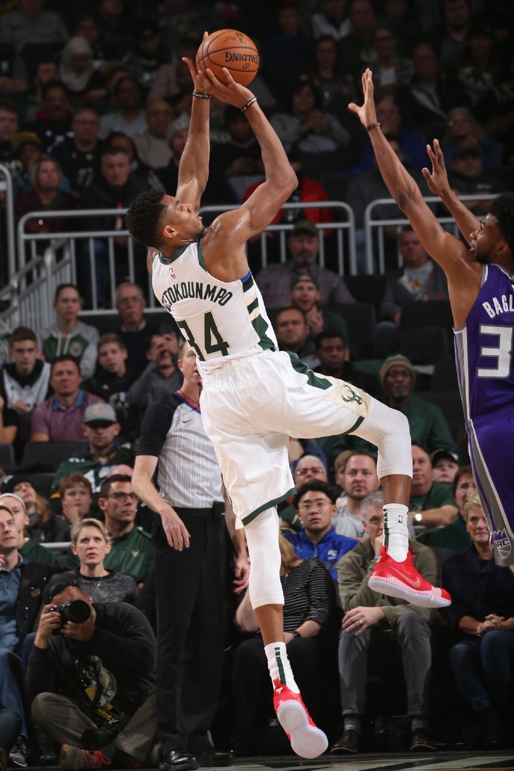 齐沃：欧冠输给马竞后，我一口气连抽了三根烟（齐沃：欧冠不敌马竞后，我连着抽了三支烟）