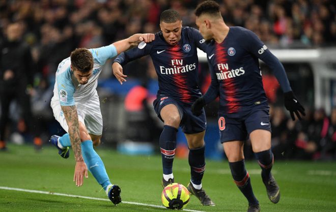 瓦塞尔轰7记三分关键远投救主，35分创个人赛季新高（瓦塞尔7记三分砍35分，关键远投力挽狂澜创赛季新高）