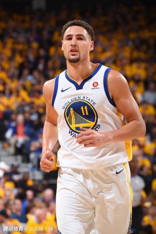 斯基拉：米兰和一些德甲俱乐部正在关注布鲁日前锋特雷索尔迪（据斯基拉透露，AC米兰与多支德甲球队正考察布鲁日前锋特雷索尔迪）