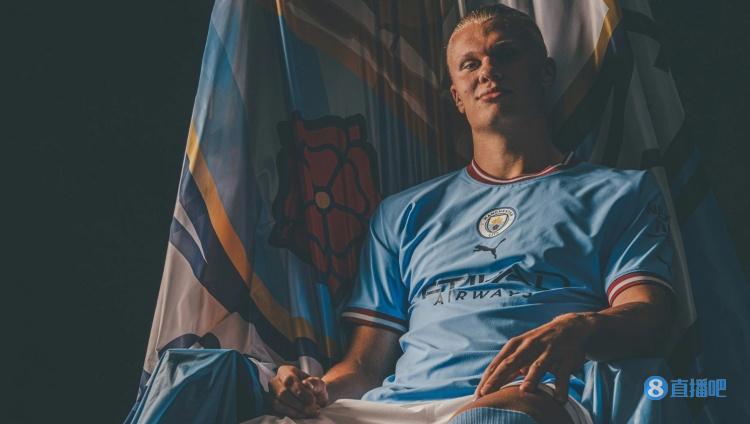 曼联希望对竞争对手进行双重打击阿莫林对红魔球星兴趣却无能为力（曼联谋双重打击竞争对手，阿莫林心仪红魔球星却无可奈何）