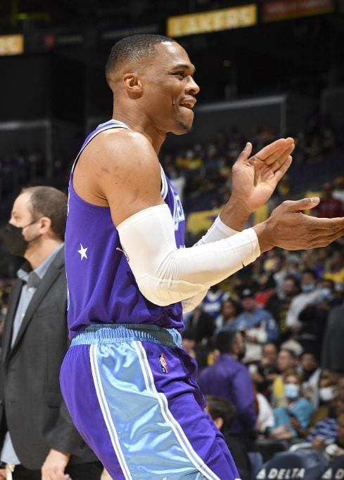 官方：尤文前锋伊尔迪兹当选意甲11月最佳新星（官宣：尤文小将伊尔迪兹荣膺意甲11月最佳新人）