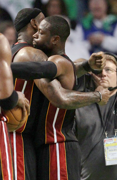 在重庆铜梁备战期间，U16国足参观了邱少云烈士纪念馆（U16国足在重庆铜梁备战之际走进邱少云烈士纪念馆）