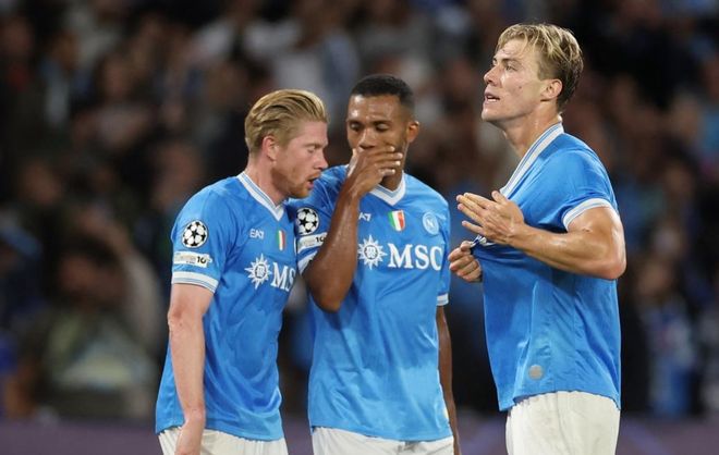 中足联官方：如发现俱乐部与球员签“阴阳合同”，将勒令降级（中足联警示：俱乐部若与球员签订“阴阳合同”将面临强制降级）