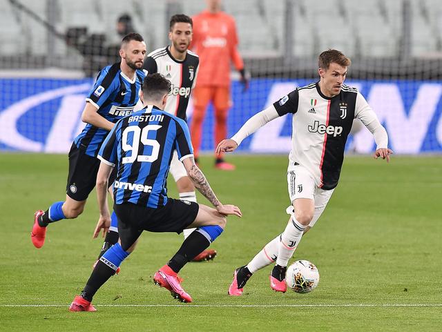 哲科：我们确实踢得很烂，但我们需要球迷支持而不是嘘声（哲科：我们踢得不好我承认，但更需要球迷的支持而非嘘声）