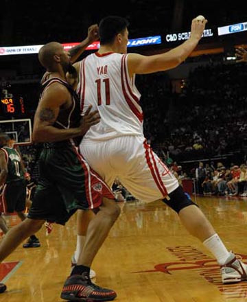 斯基拉：英超俱乐部想签圣地亚哥-卡斯特罗，但博洛尼亚不想卖（斯基拉：多家英超球队青睐圣地亚哥·卡斯特罗，但博洛尼亚态度强硬不愿放人）