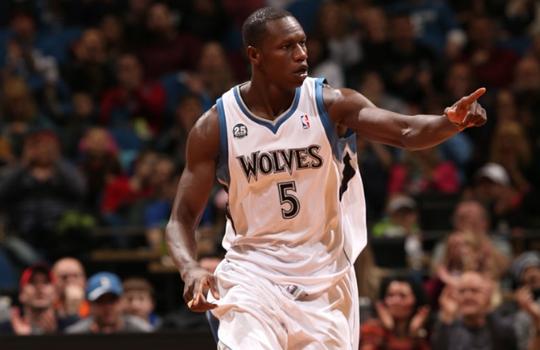 知名顾问：加拉塔萨雷签萨内是巨大成功；奥斯梅恩没解约条款（权威顾问：加拉塔萨雷引进萨内大获成功；奥斯梅恩合同无解约金条款）