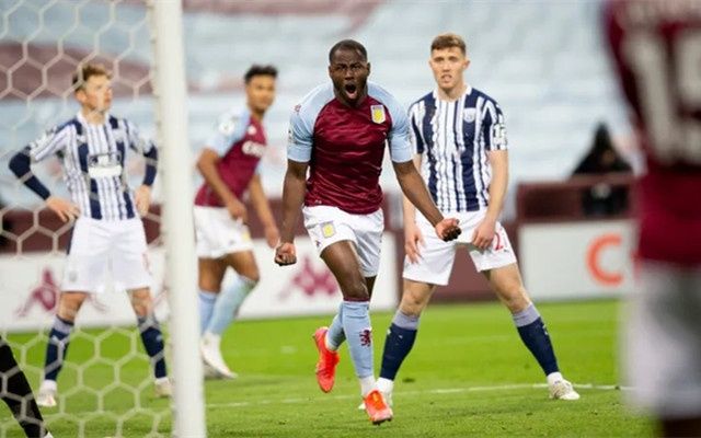 状态不错！4号秀克尼佩尔半场9中7轰18分（手感火热！4号秀克尼佩尔半场9投7中砍下18分）